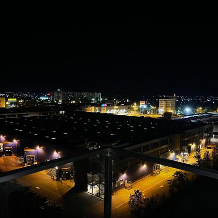 Metropolis Elegance Apartment Bukares Bagian luar foto